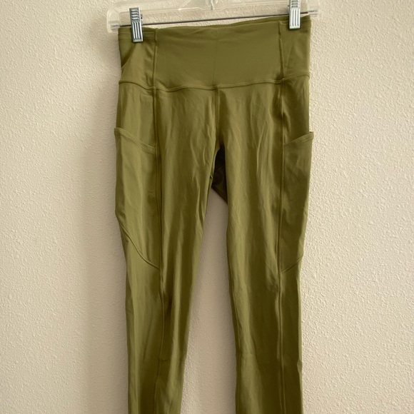 Lululemon fast and free high rise tight 25” in Bronze Green size 6 - Picture 1 of 4